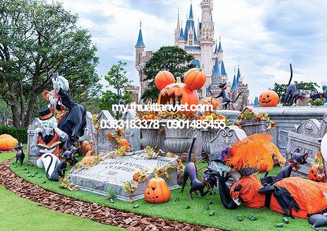 Trang trí Halloween bằng mô hình mút xốp và nhựa composite