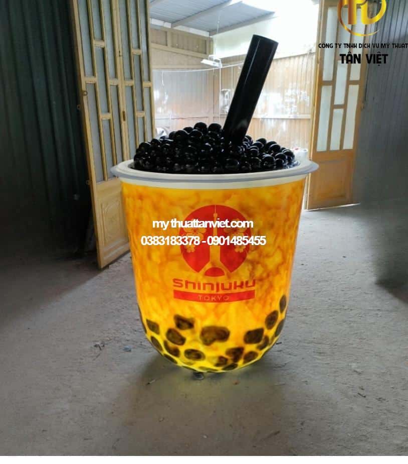 Ly trà sữa khổng lồ bằng nhựa composite cao cấp - Mỹ Thuật Tân Việt