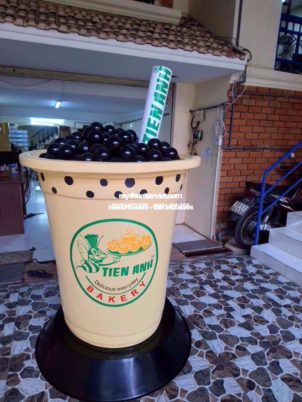 Tân Việt hân hạnh được sản xuất ly trà sữa Tiến Anh